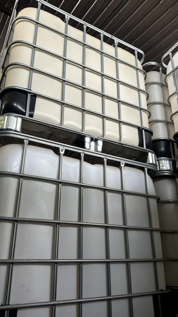 Caixas IBC 1.000 L no Sucatão Tem de Tudo, Russas-CE